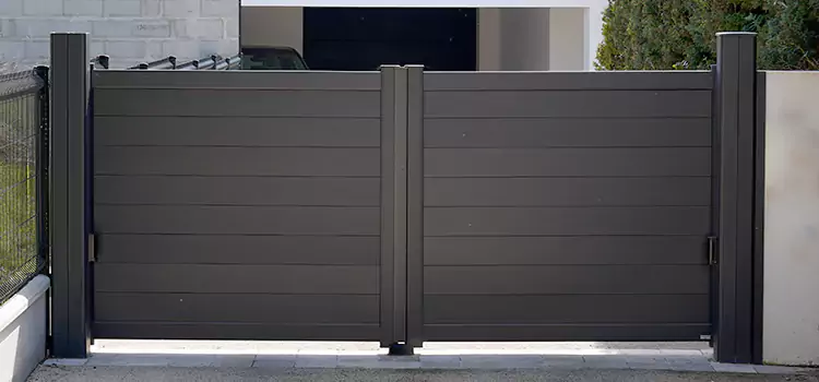 Common Residential Gate Issues We Resolve in Palm River-Clair Mel, FL