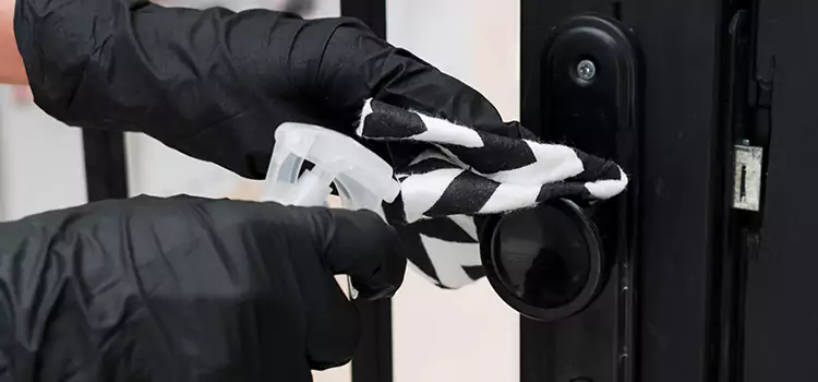 24 Hour Mobile Locksmith Palm River-Clair Mel