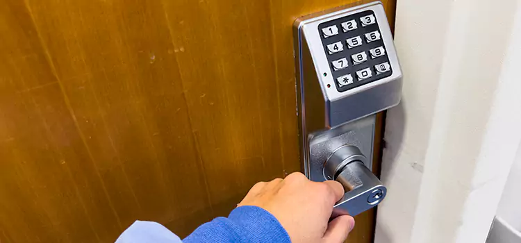 Why Choose Us for Your Keypad Lock Needs in Palm River-Clair Mel, FL?