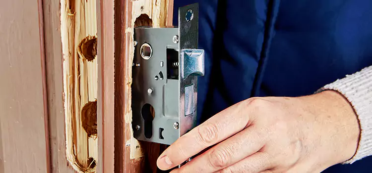 Garage Door Lock Replacement Palm River-Clair Mel
